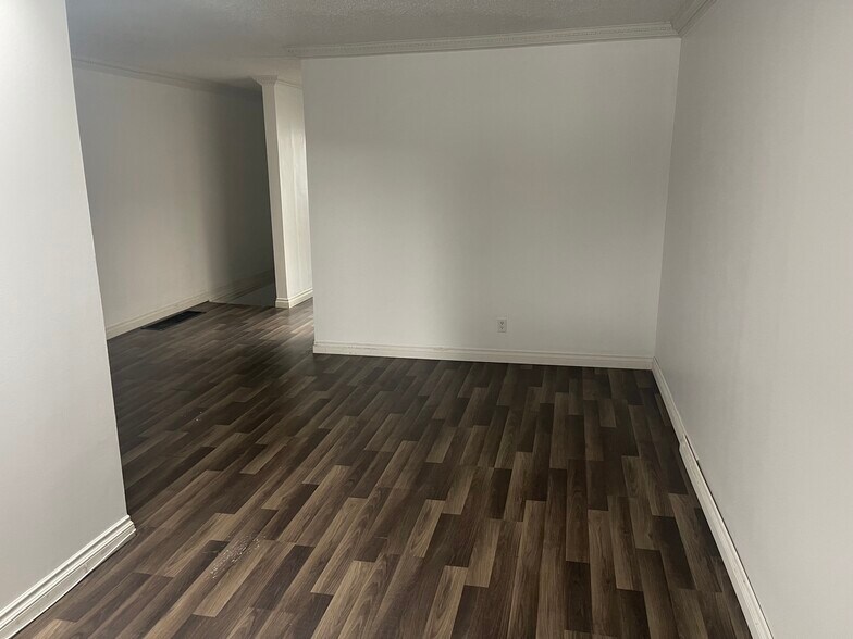 More Photos Of 2666 Danforth Ave, Toronto Storefront Retail Residential For Sale