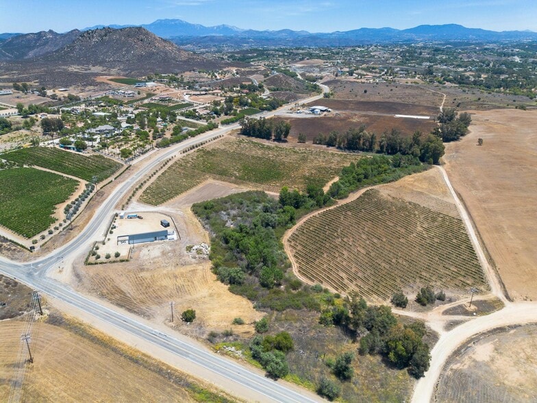 More Photos Of 36051 E Benton Rd, Temecula Winery Vineyard For Sale