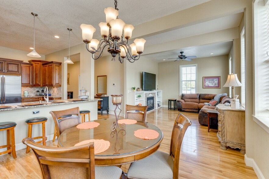 More Photos Of 87 Tennessee St, Murphy Storefront Retail Residential For Sale