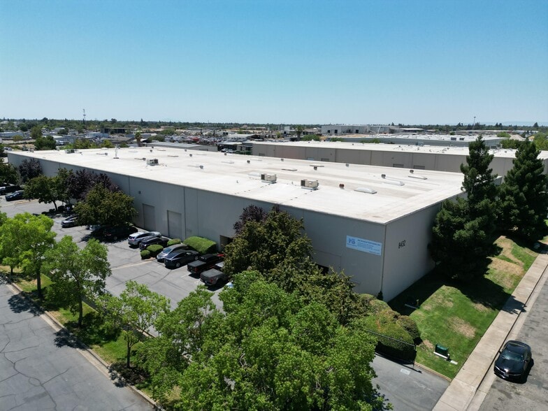More Photos Of 8432 Rovana Cir, Sacramento Warehouse For Lease