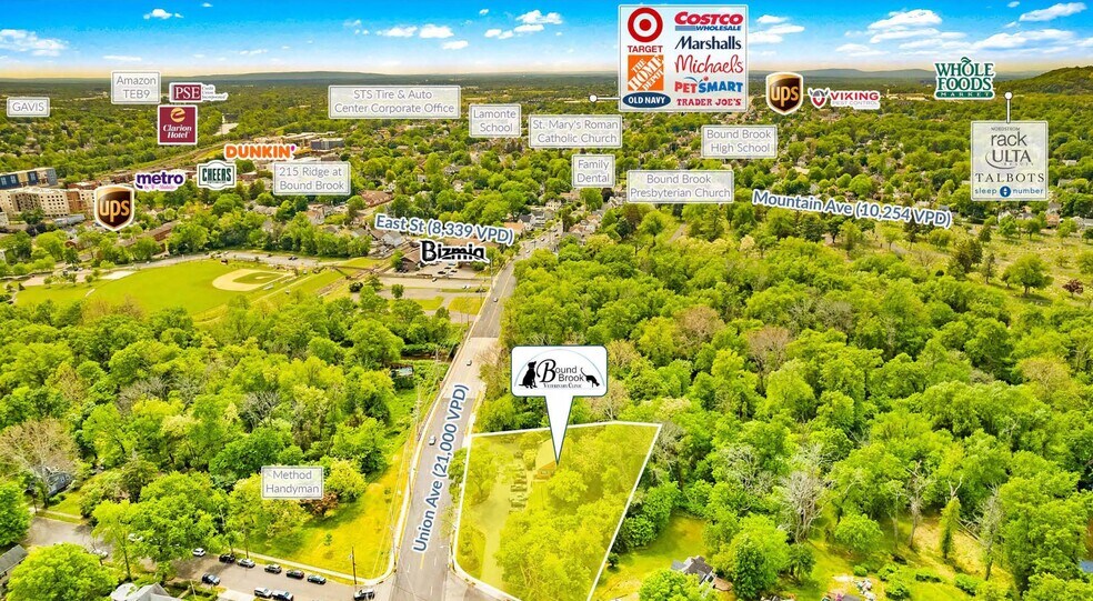 More Photos Of 95 E Union Ave, Middlesex Veterinarian Kennel For Sale