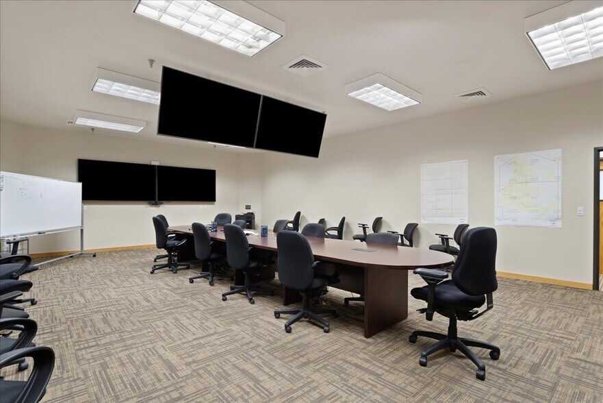 More Photos Of 1103 Old Town Ln, Cheyenne Office For Sale