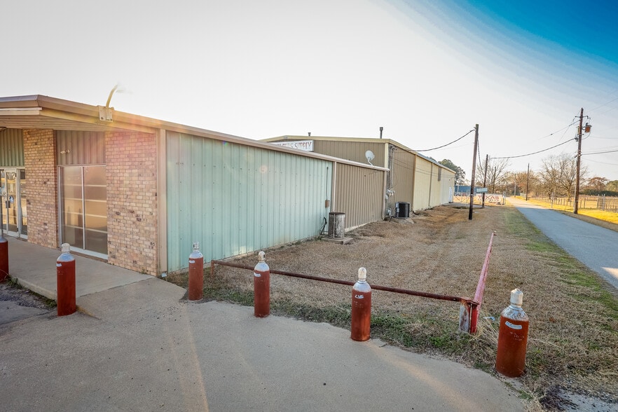 More Photos Of 5105 W Loop 281 S, Longview Industrial For Sale