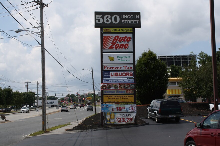 More Photos Of 560 Lincoln St, Worcester General Retail For Lease