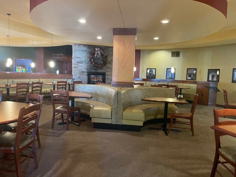 More Photos Of 2704 Walton Way, Marion Restaurant For Lease