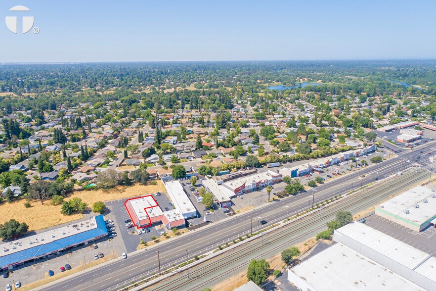 More Photos Of 9555 Folsom Blvd, Sacramento Unknown For Lease