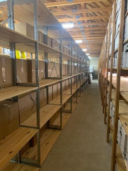 More Photos Of 2020 Peabody Rd, Vacaville Office For Lease