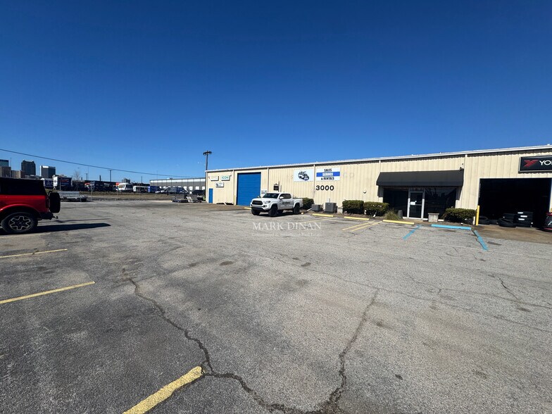 More Photos Of 3024 Messer Airport Hwy hwy, Birmingham Warehouse For Lease