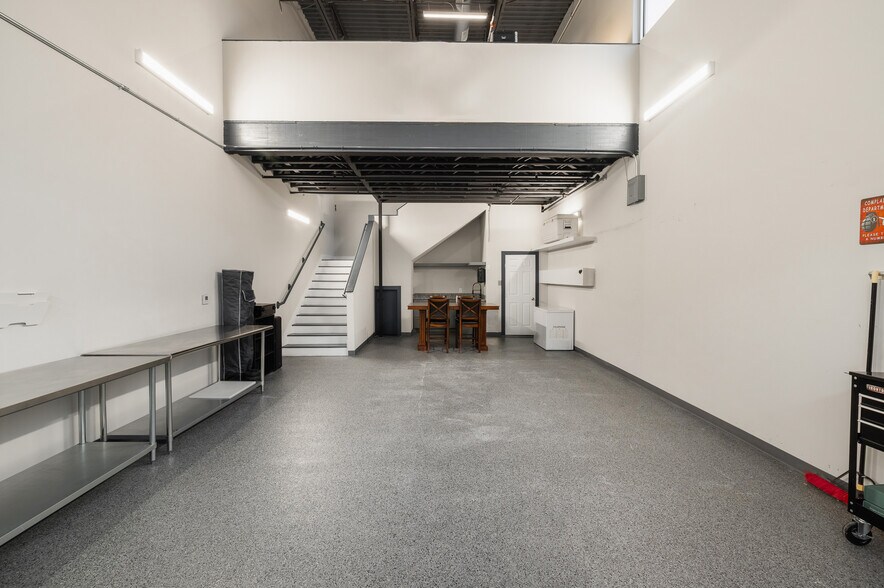 More Photos Of 1435 FM 1463 Rd, Katy Showroom For Lease