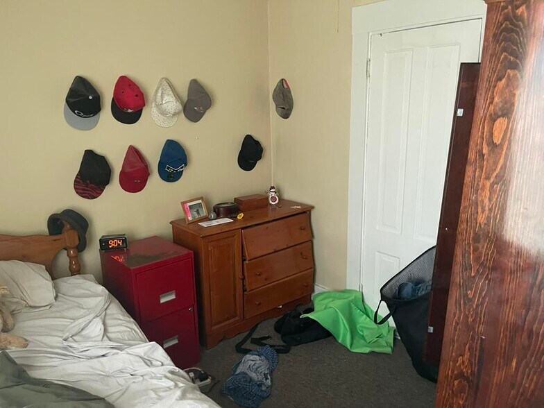 More Photos Of 128 Alfred St, Biddeford Apartments For Sale