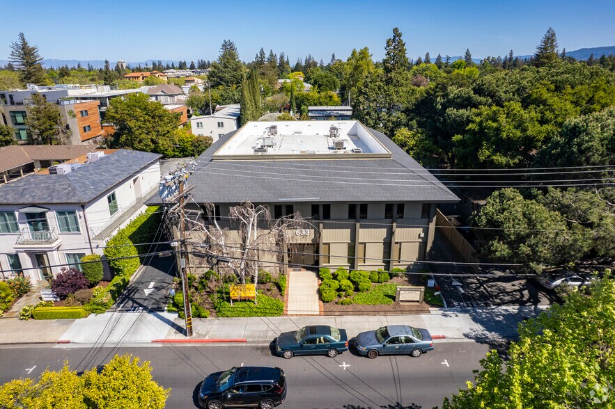 More Photos Of 633 Menlo Ave, Menlo Park Office For Lease