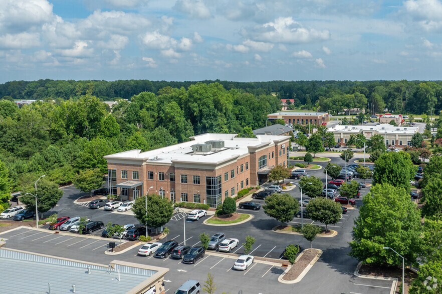 More Photos Of 166 Springbrook Ave, Clayton Medical For Lease