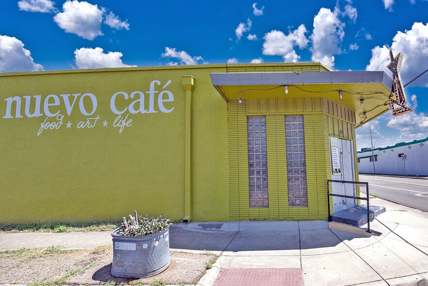 More Photos Of 1124 Ayers St, Corpus Christi Restaurant For Sale