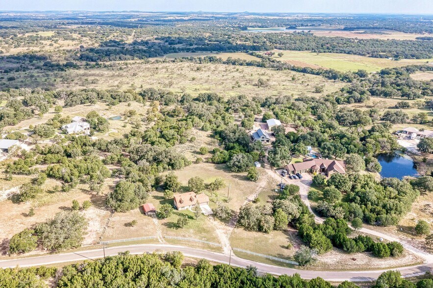 More Photos Of 3225 County Road 111, Lampasas Specialty For Sale