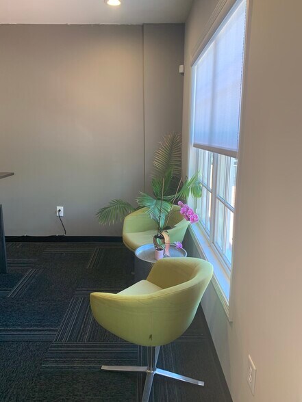 More Photos Of 10917 Black Dog Ln, Charlotte Office For Lease