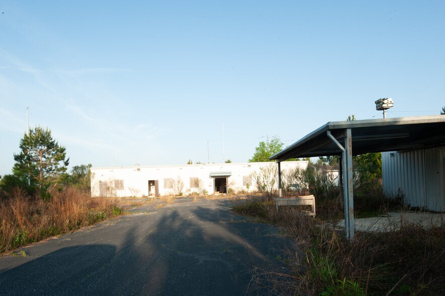 Primary Photo Of County Road 425 Near Ivy Durrence Road, Glennville Land For Sale