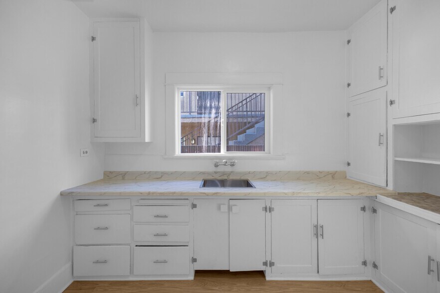 More Photos Of 1364 Cherry Ave, Long Beach Multifamily For Sale