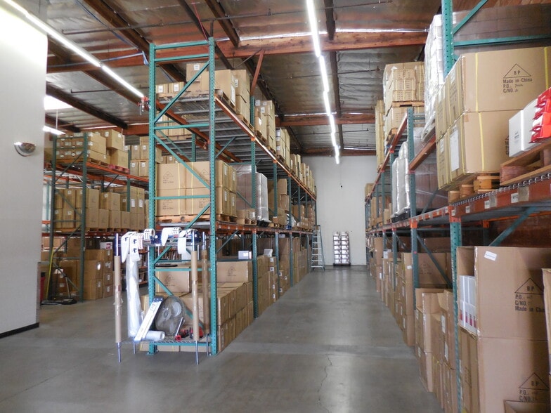 More Photos Of 1206-1210 W Jon St, Torrance Warehouse For Lease