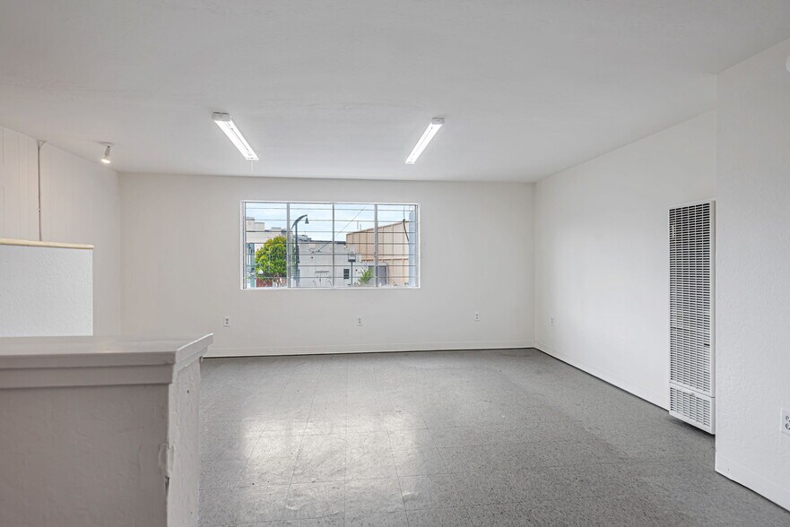 More Photos Of 2915 Keith St, San Francisco General Retail For Lease