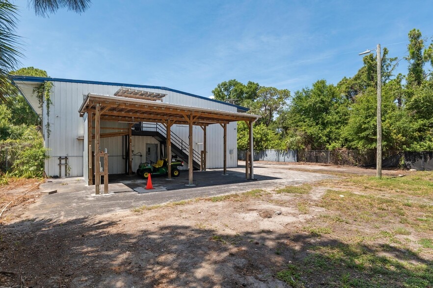 More Photos Of 5021 W Nassau St, Tampa Manufacturing For Sale