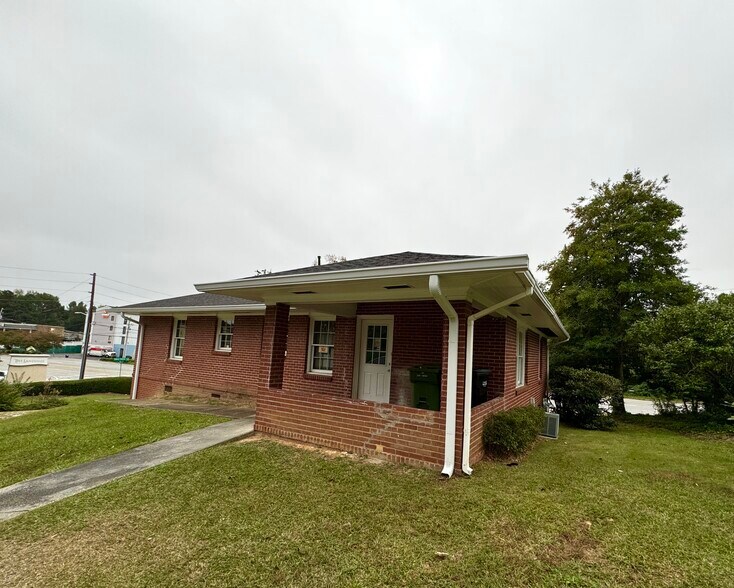 More Photos Of 5213 Armour Rd, Columbus Office Residential For Sale