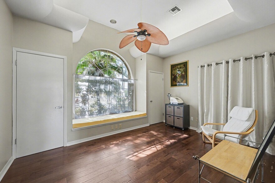 More Photos Of 1727 N Atlantic Ave, Cocoa Beach Medical For Sale