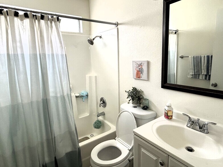 More Photos Of 19531 E Cienega Ave, Covina Apartments For Sale