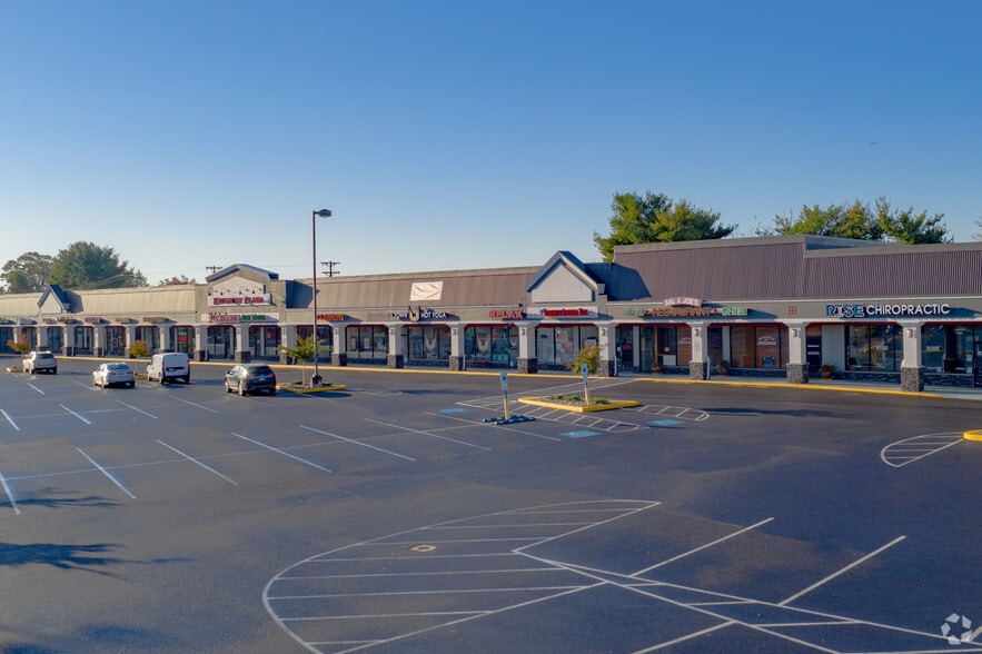 More Photos Of 300 S Lenola Rd, Maple Shade Township Unknown For Lease