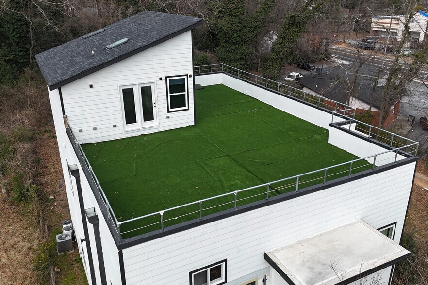 More Photos Of 235 Candler Rd SE, Atlanta Specialty For Sale