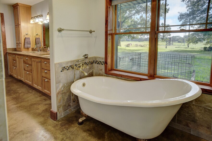 More Photos Of 945 Justice Rd, West Point Land For Sale