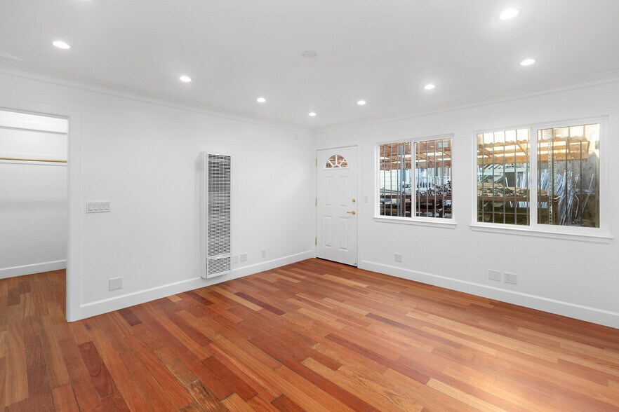 More Photos Of 49 Duboce Ave, San Francisco Warehouse For Lease