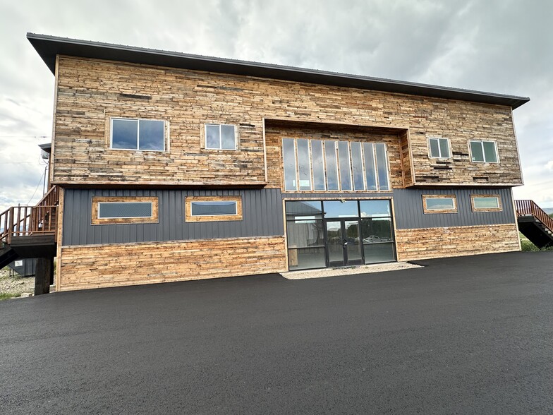 More Photos Of 77260 Gallatin Rd, Bozeman Industrial For Lease