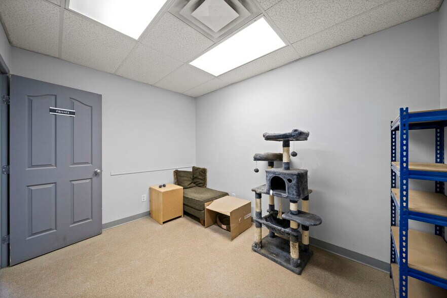 More Photos Of 8028 Edgar Industrial Cres, Red Deer Warehouse For Sale