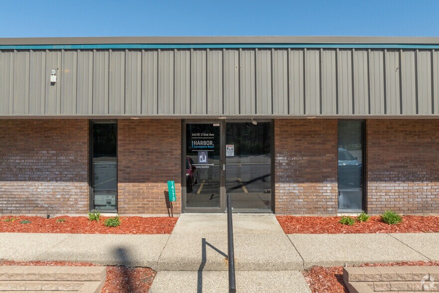 More Photos Of 14170 172nd Ave, Grand Haven Warehouse For Sale