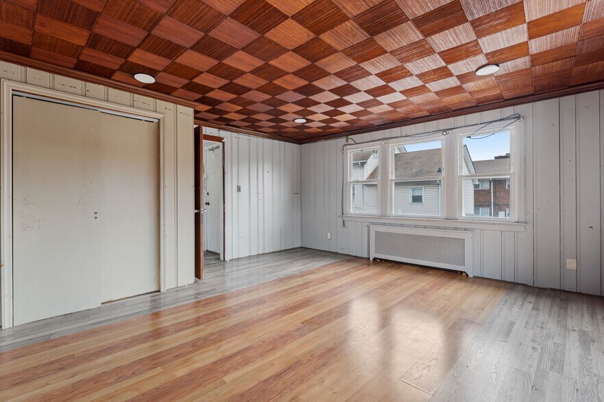 More Photos Of 109 Orchard St, Elizabeth Multifamily For Sale