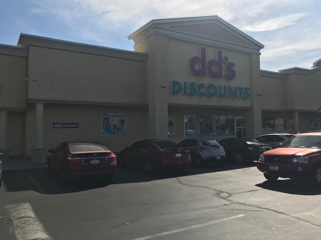 More Photos Of 406-498 W Shaw Ave, Clovis Unknown For Lease