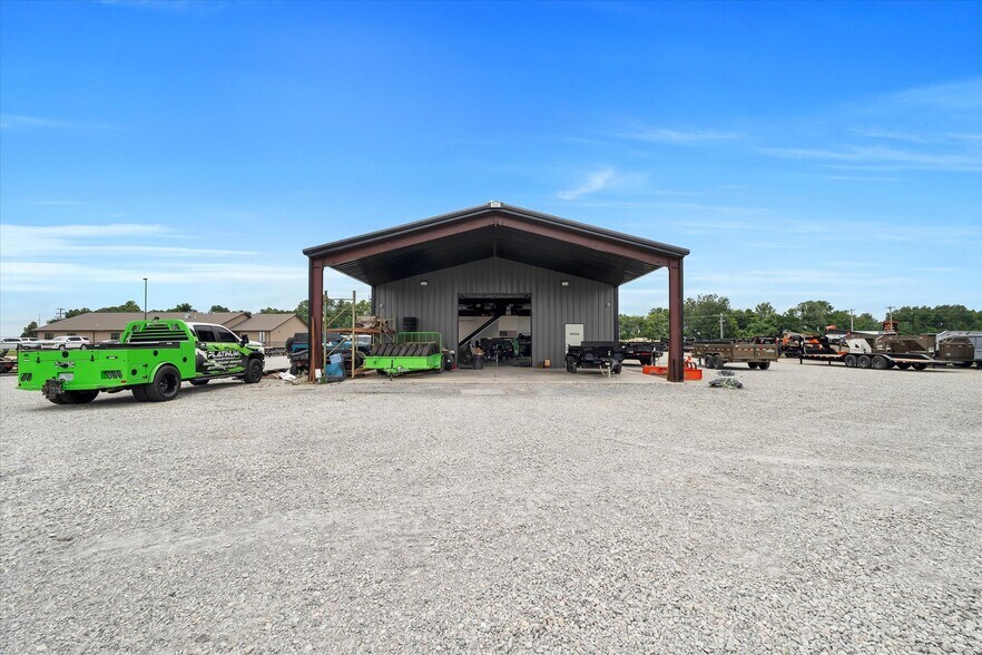 More Photos Of 538 Industrial Pk Acc rd, Trumann Flex For Lease
