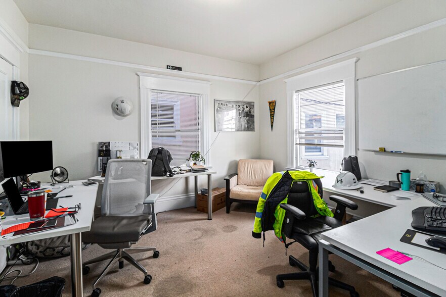 More Photos Of 2307-2311 Harrison St, Oakland Apartments For Sale