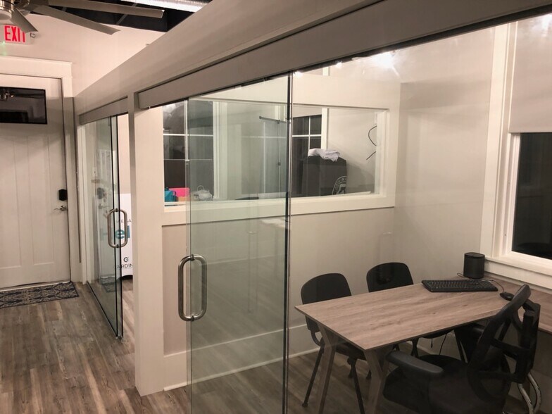 More Photos Of 1803 Curcor Dr, Gulfport Loft Creative Space For Lease