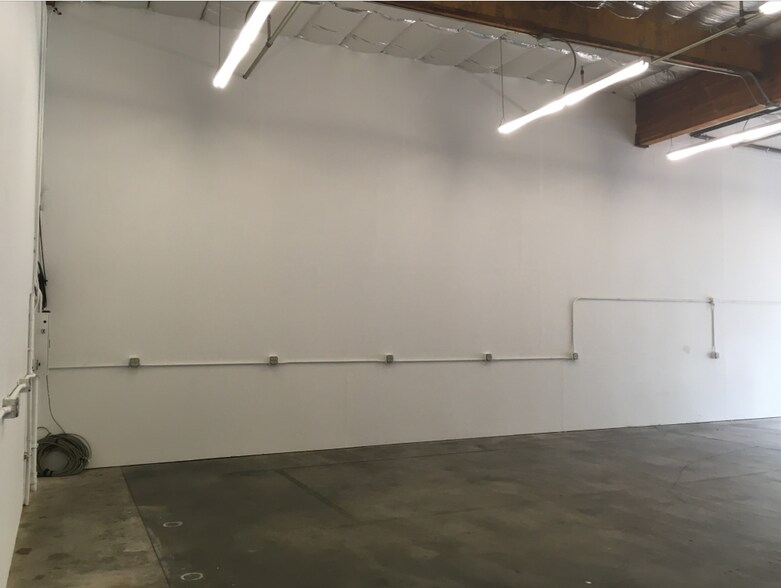 More Photos Of 6100 Enterprise Dr, Diamond Springs Light Distribution For Lease