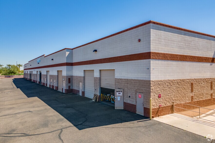 More Photos Of 500-600 N Bullard Ave, Goodyear Unknown For Lease