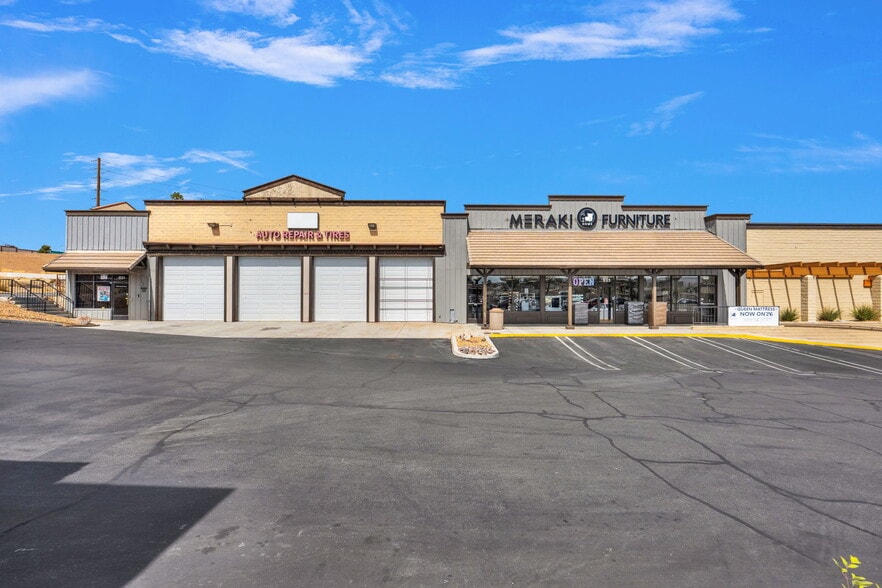 Primary Photo Of 931-939 Armory Rd, Barstow Freestanding For Sale