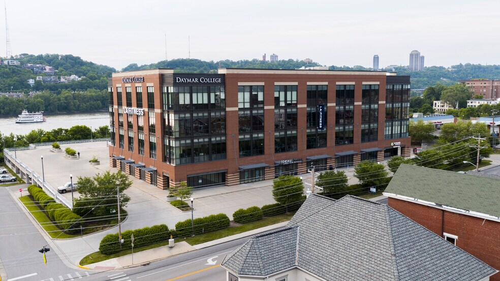 More Photos Of 119 Fairfield Ave, Bellevue Office For Lease