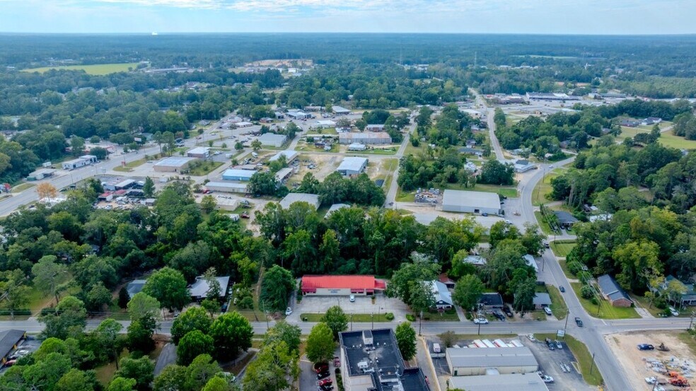 More Photos Of 244 N College St, Statesboro Flex For Sale