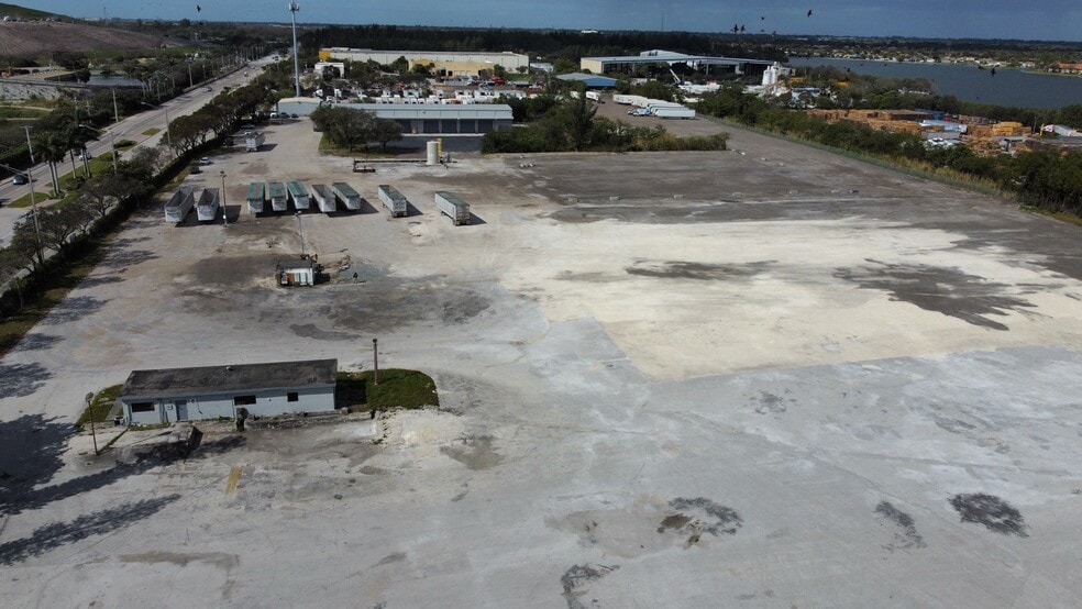 More Photos Of 2501 Wiles Rd, Deerfield Beach Unknown For Lease