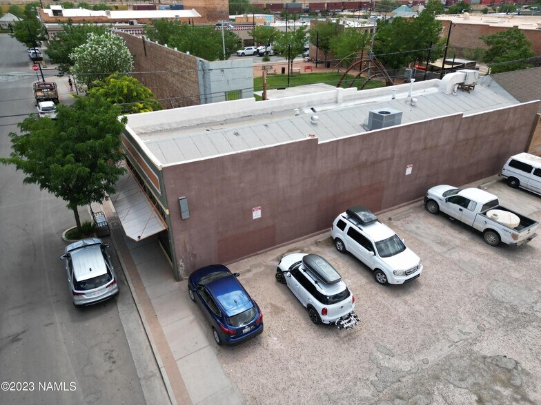 More Photos Of 213 N Kinsley Ave, Winslow Storefront For Sale