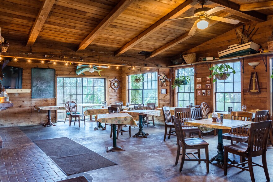 More Photos Of 160 Nix Boat Yard Rd, Saint Augustine Restaurant For Sale