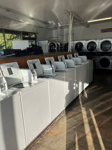 More Photos Of 1206 E 18th St, National City Freestanding For Sale