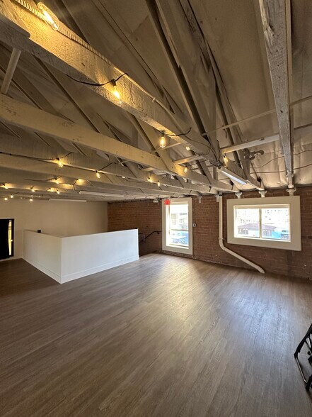 More Photos Of 829 N 1st Ave, Phoenix Loft Creative Space For Lease