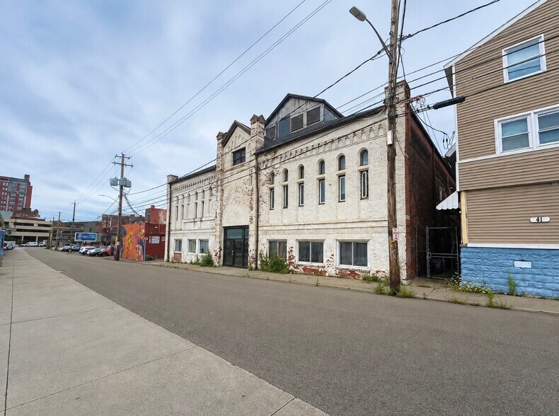 More Photos Of , Binghamton Unknown For Sale